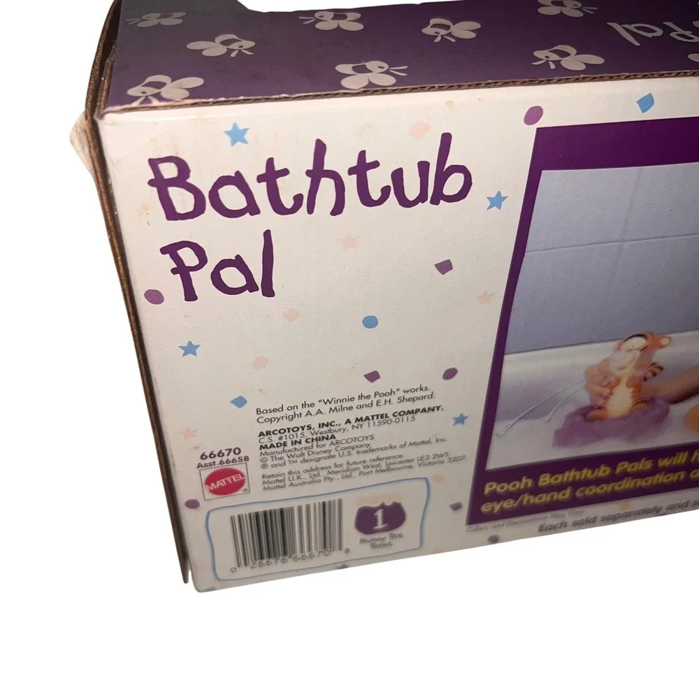 Vintage Winnie the Pooh Bathtub Pal Mattel Bath Toy Umbrella Floats Squirts NOS
